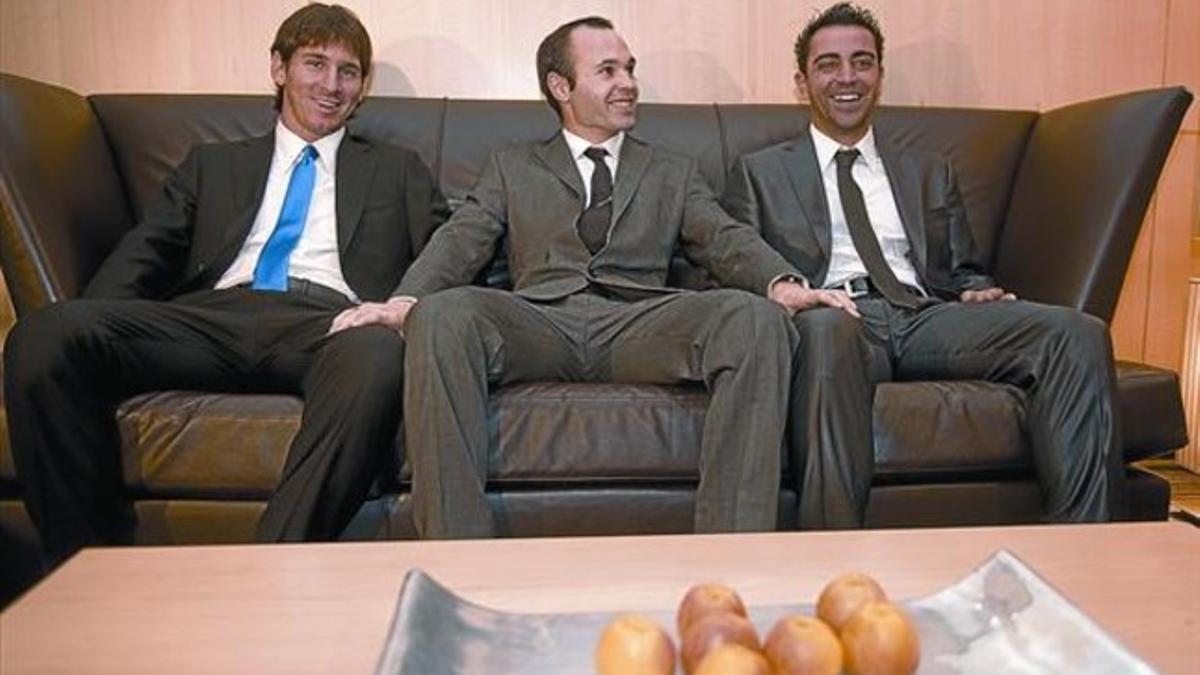 Messi, Iniesta y Xavi, en un hotel en Zúrich, horas antes de la gala del Balón de Oro del 2009, en la que ganó el argentino y el de Terrassa fue tercero.