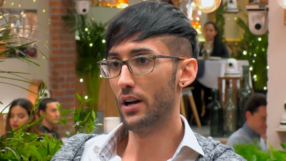 El Julio parla a ‘First Dates’ de la seva cridanera web: «La gent ven la seva roba interior utilitzada» El Julio parla a ‘First Dates’ de la seva cridanera web: «La gent ven la seva roba interior utilitzada»