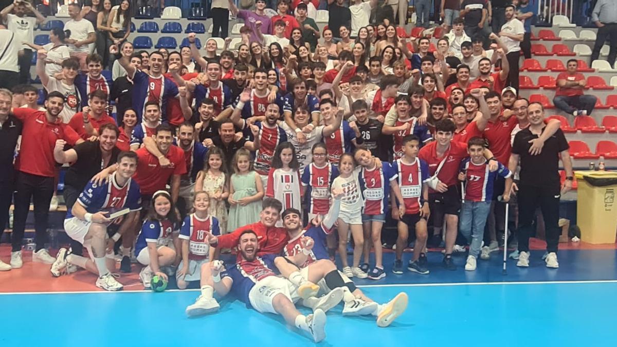Agustinos celebra la permanencia en La Catedral