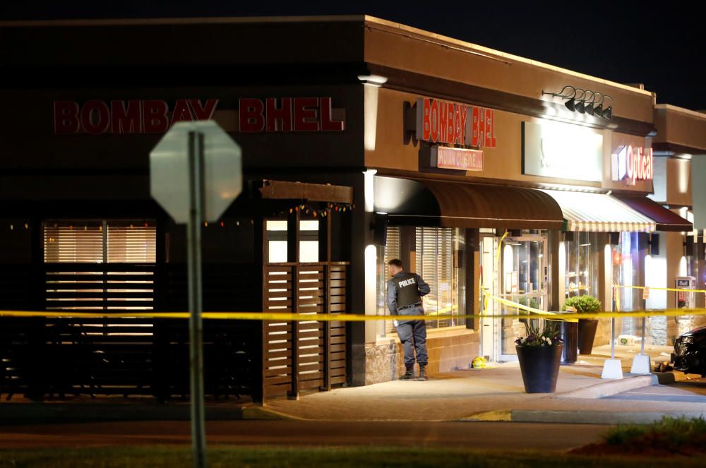 Al menos quince heridos tras explotar una bomba en un restaurante de Toronto