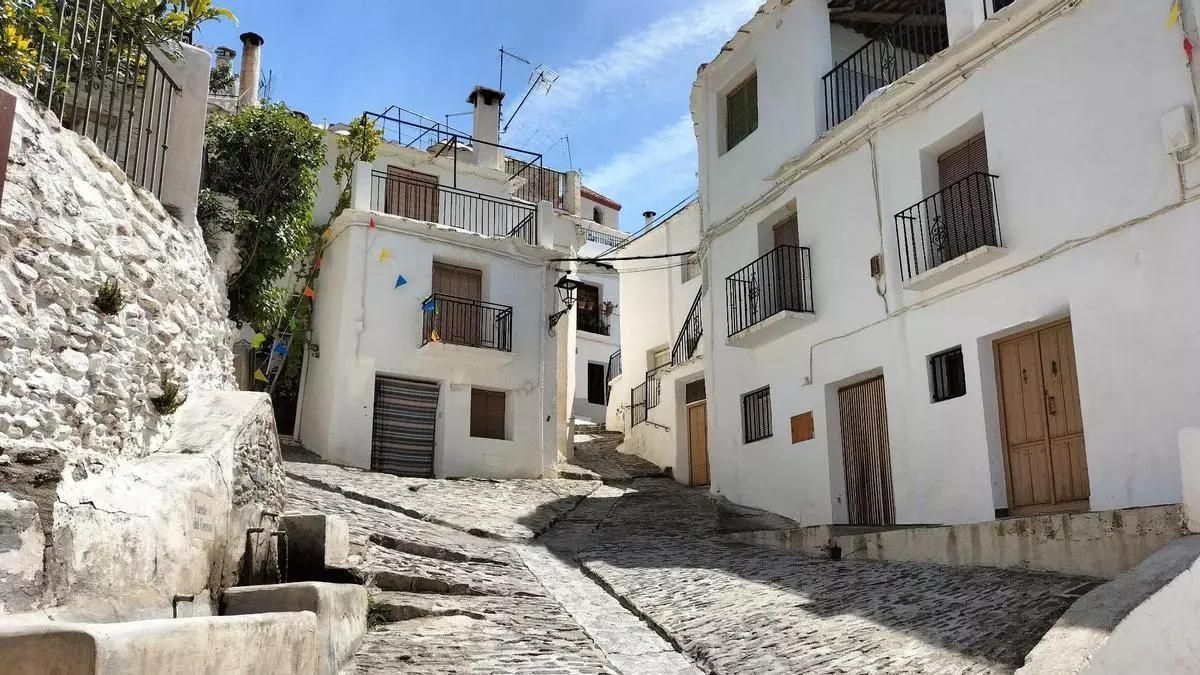 El poble més fred d'Espanya es troba entre muntanyes.