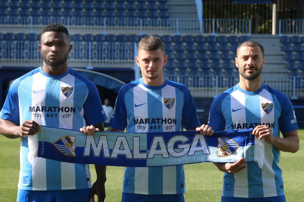 Los tres nuevos refuerzos del Málaga CF en el mercado de invierno son presentados en el estadio de La Rosaleda