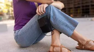 Las sandalias con cuña de Skechers que no vas a parar de lucir por lo cómodas, sencillas y baratas que son