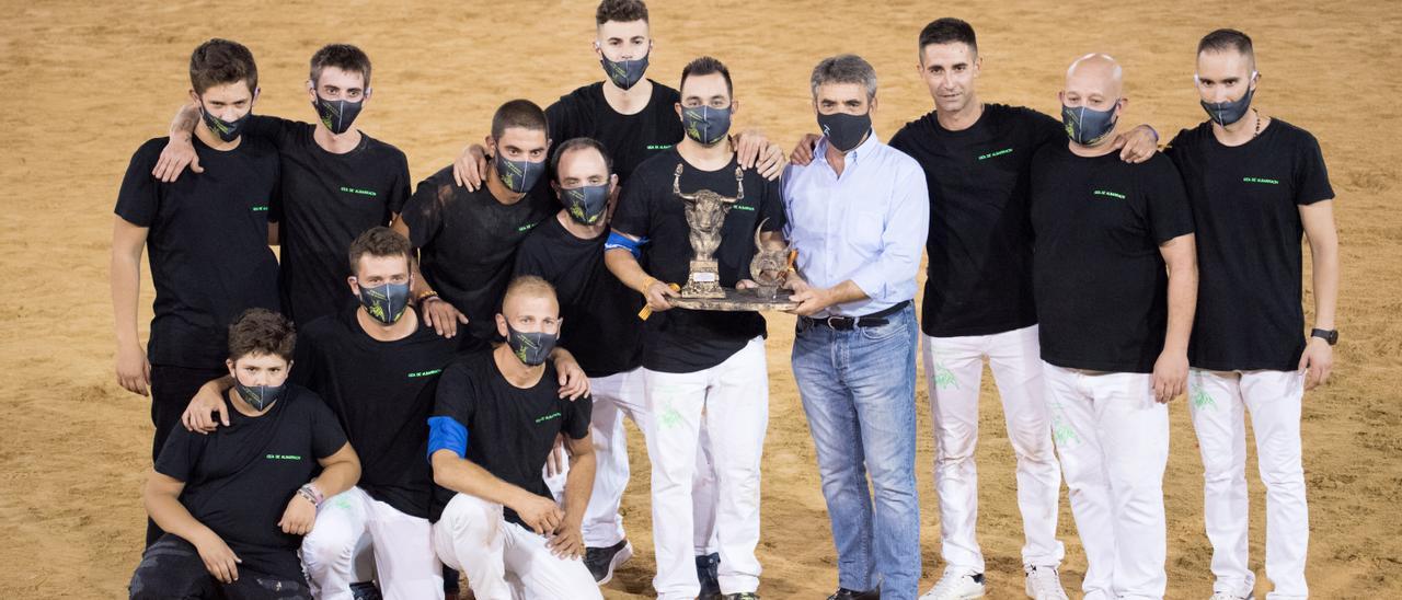 Cuadrilla de emboladores de Gea de Albarracín que fue la ganadora de la noche.