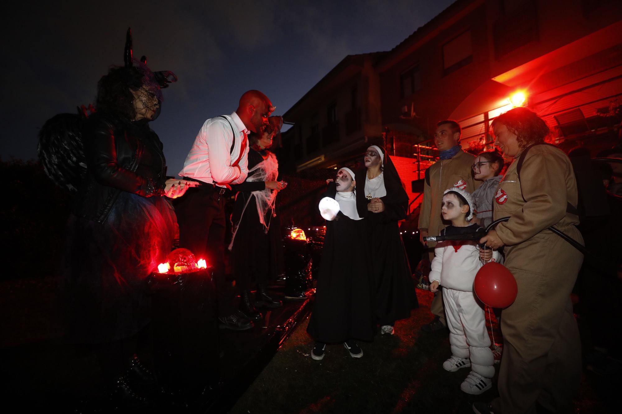 EN IMÁGENES: La Fresneda, a la calle para celebrar Halloween