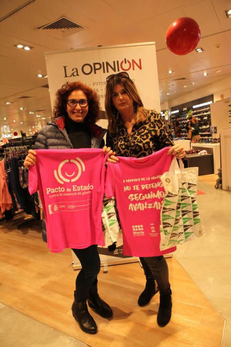 Recogida de dorsales Carrera de la Mujer. Sábado por la tarde