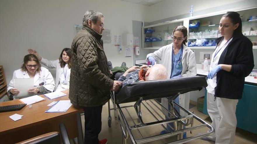 La gripe sigue subiendo en Córdoba e incrementa las urgencias en el Reina Sofía, Cabra y Montilla