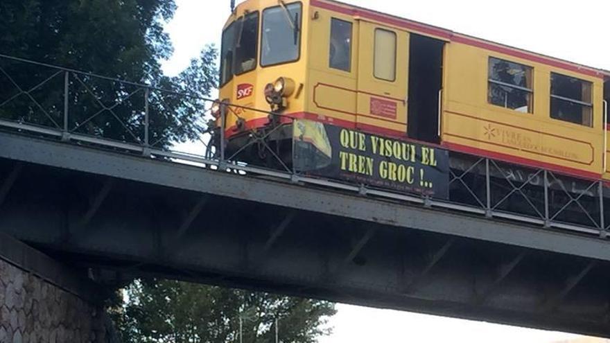 El Tren Groc a la Guingueta d&#039;Ix