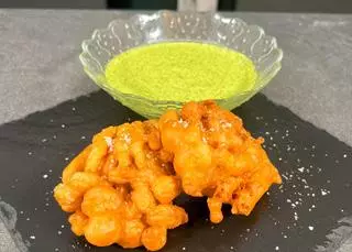 Tempura de setas shimeji, firme y crujiente por fuera pero muy jugosa por dentro