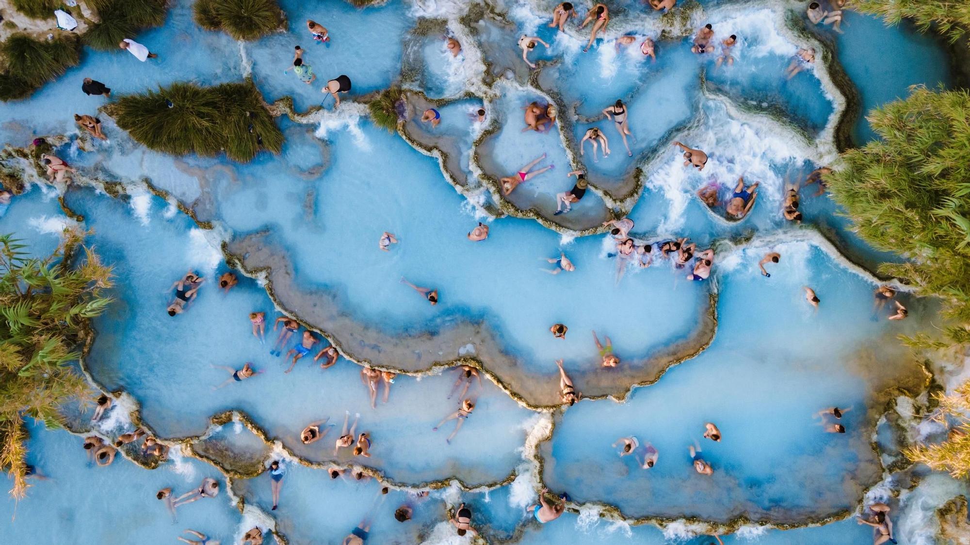La piscina natural que se esconde en la Toscana con propiedades medicinales beneficiosas para la piel