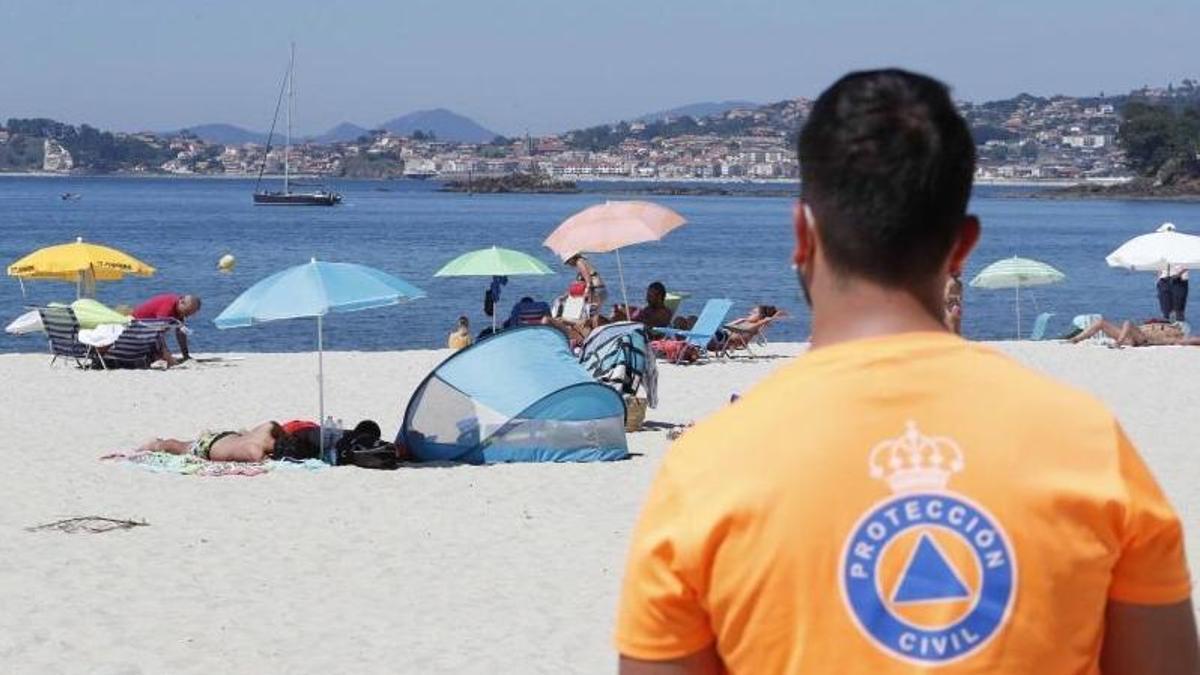 Vista de la playa de A Ladeira, en Baiona.