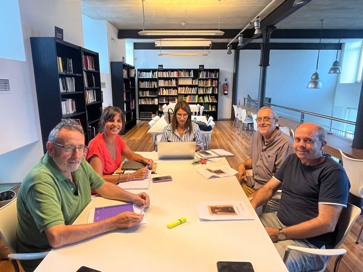 Comisión municipal de Esporles encargada de revisar el otorgamiento de distinciones