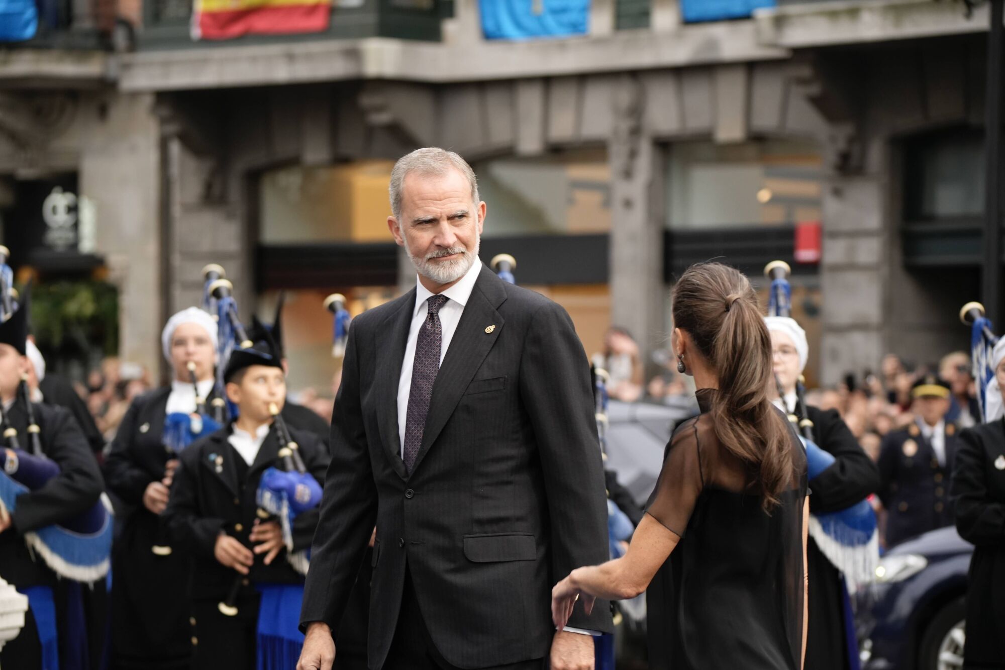 Así fue la llegada de los invitados a los premios "Princesa de Asturias" y su paso por la alfombra azul