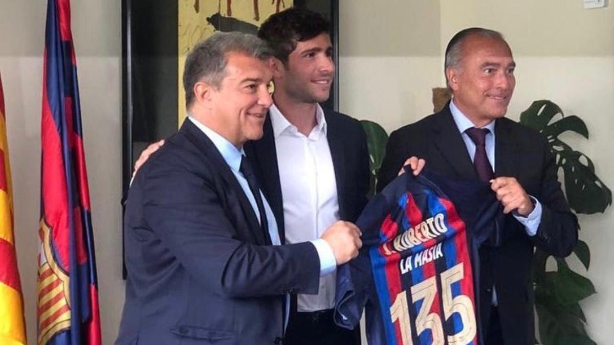 Sergi Roberto firma su renovación hasta 2023