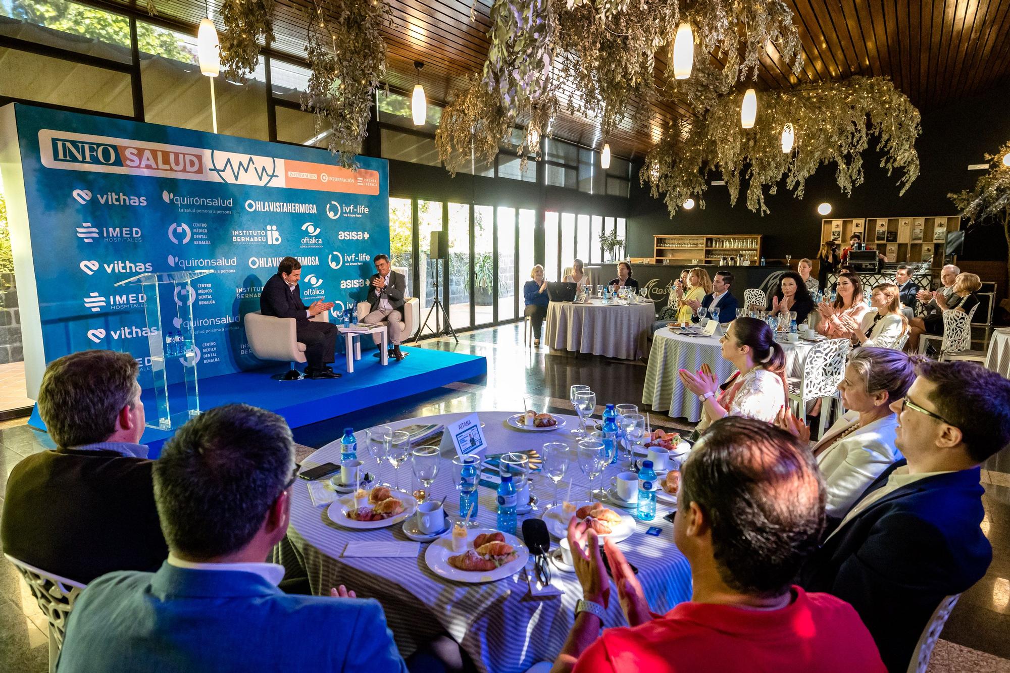 Encuentro INFOSALUD en el Restaurante Maestral de Alicante. Un evento que reúne a profesionales del sector de la Sanidad Privada de la provincia con la participación de Carlos Rus, presidente de la Alianza de la Sanidad Privada Española