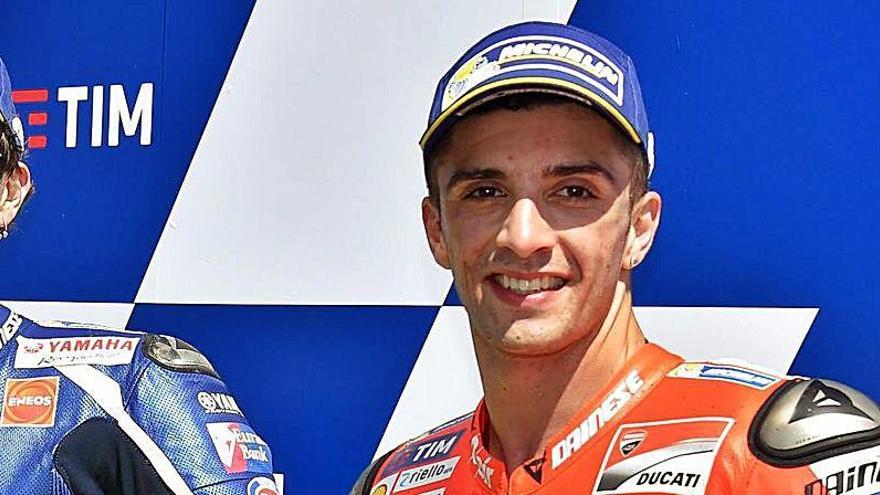 Andrea Iannone y Valentino Rossi