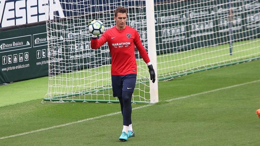 Andrés Prieto, en un entrenamiento reciente del Málaga CF a las órdenes de José González.