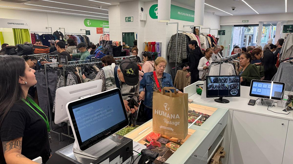 HUMANA Humana abre su tienda número 24 en Barcelona y se