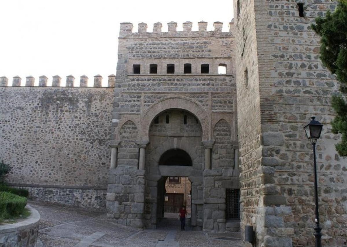 Puerta de Alfonso VI en Toledo
