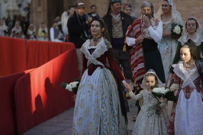 Comisiones falleras que han desfilado hasta las 18:00 horas.