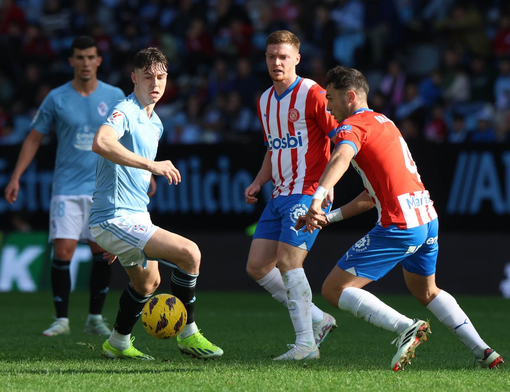 De la fiesta inicial a la decepción: las mejores imágenes del Celta-Girona