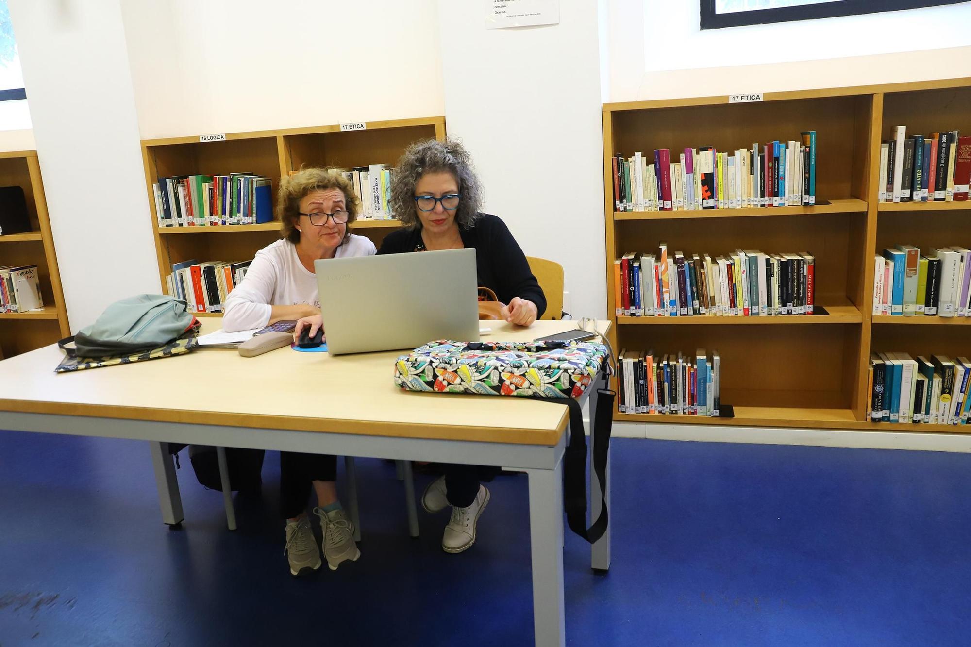 La Biblioteca Central, punto de partida y encuentro, en imágenes