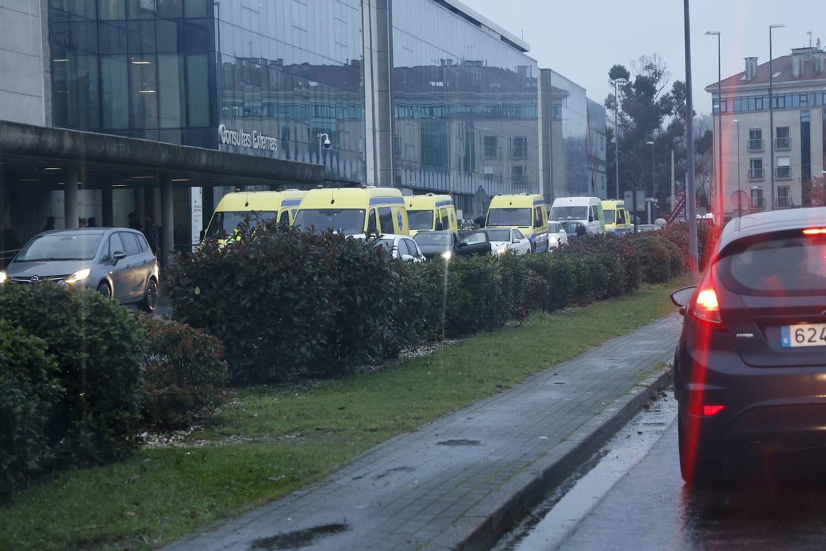 La huelga de buses vuelve a poner en jaque el tráfico en Santiago La huelga de buses vuelve a poner en jaque el tráfico en Santiago