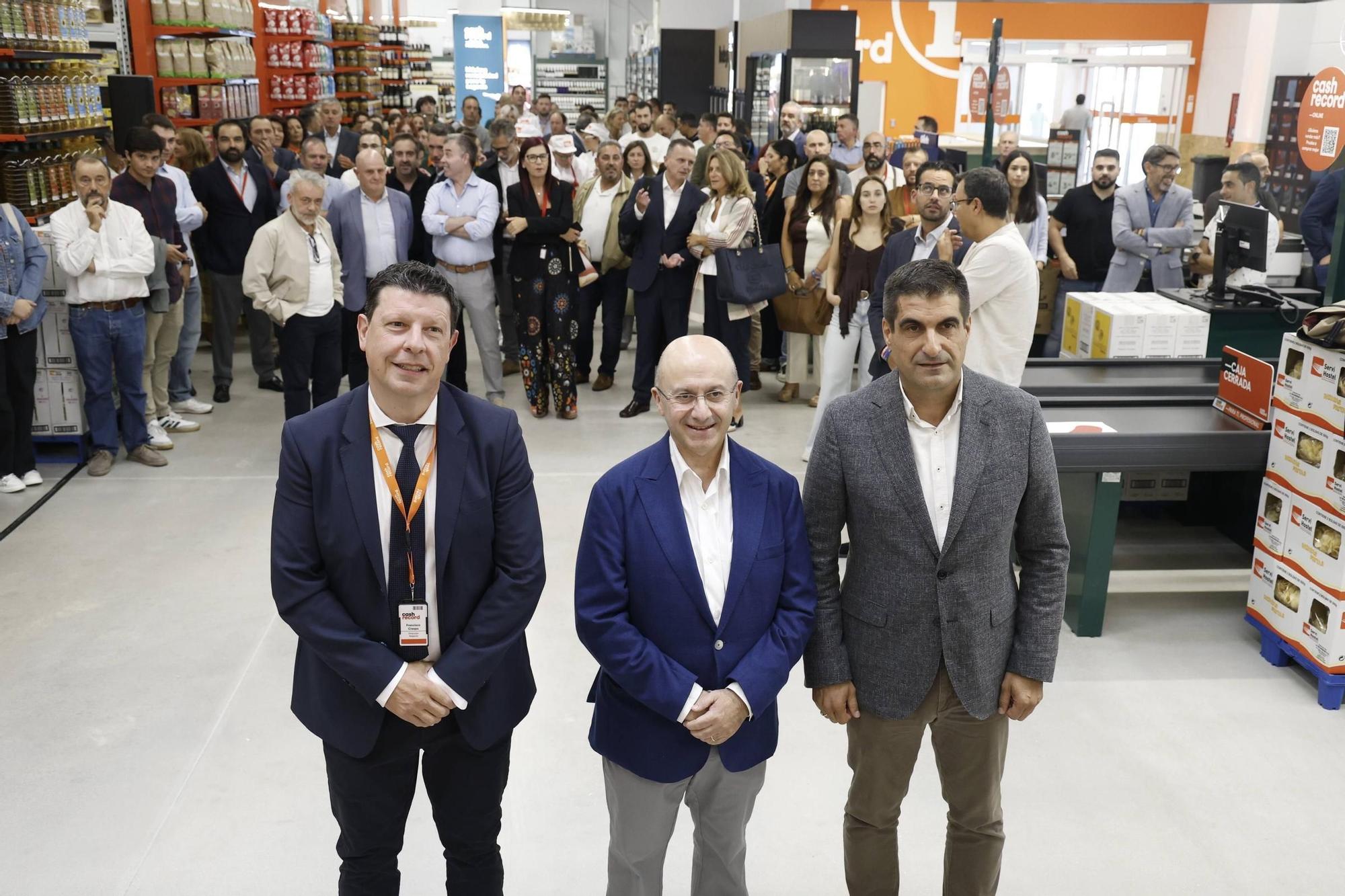 Inauguración en Santiago del mayor Cash Record de Eroski