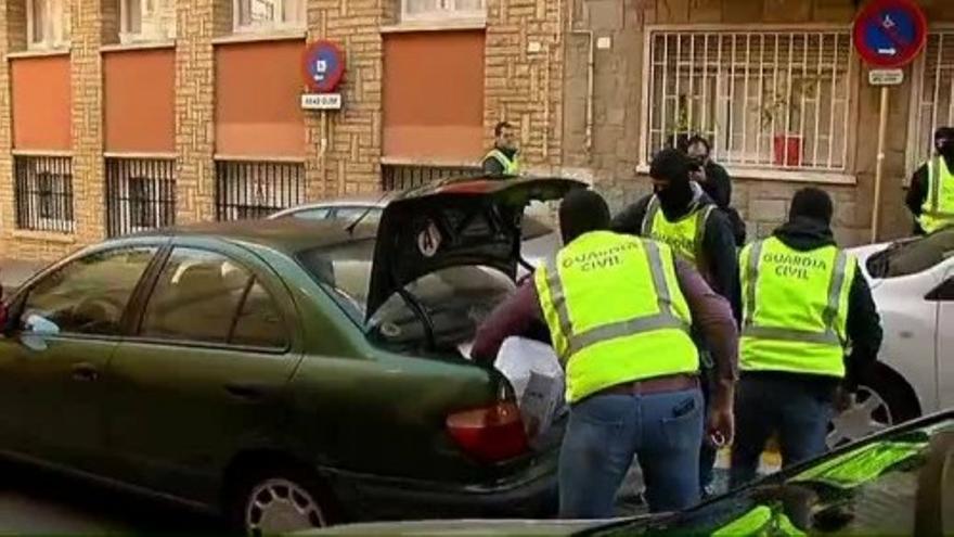 Dos detenidos en Cornellá por adoctrinar yihadistas