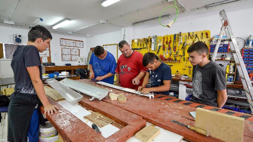 Jóvenes en un taller de formación.