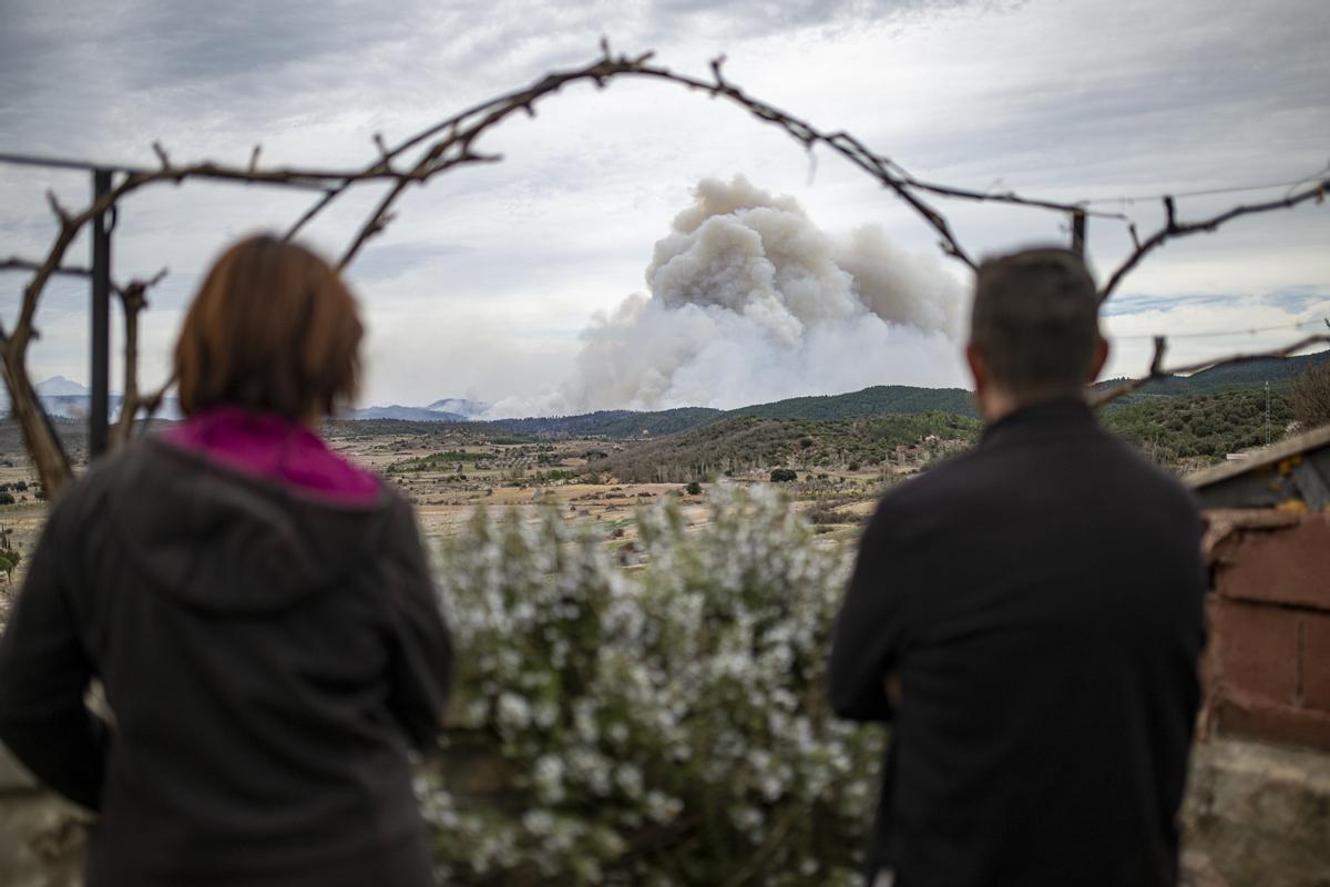 Las imágenes del incendio forestal que afecta a Teruel y Castellón