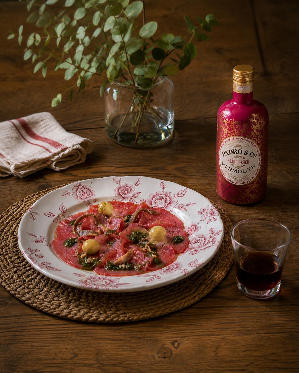 Vermouth Padró &amp; Co. Rojo Clásico y Caviaroli Drops by Albert Adrià, dos referencias premiadas para elevar la hora del vermut.