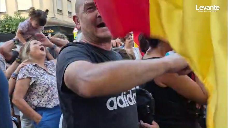 Cientos de personas salen a la calle en Sagunt por Ceuta