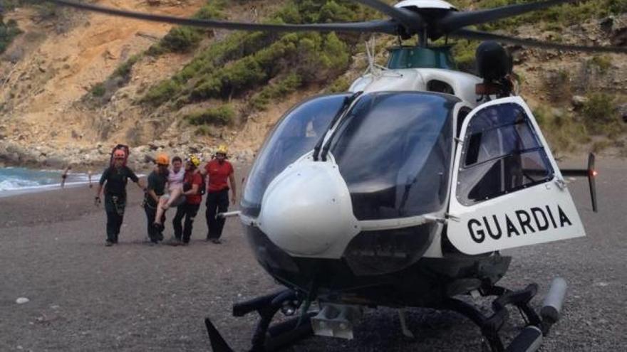 Rescatan a una turista herida en Alcúdia