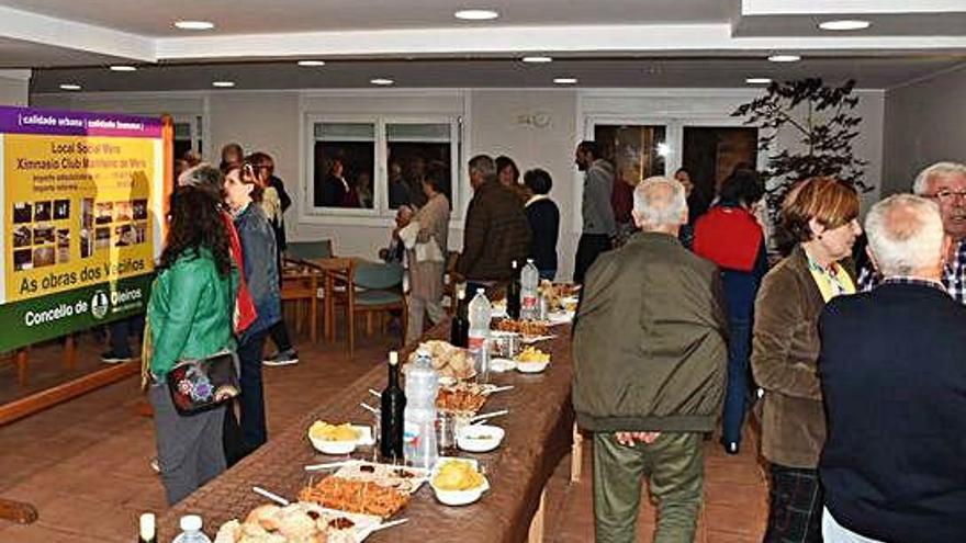 Inauguración en 2018 del local social que compró el Concello en Mera para la asociación de Maianca y los remeros.