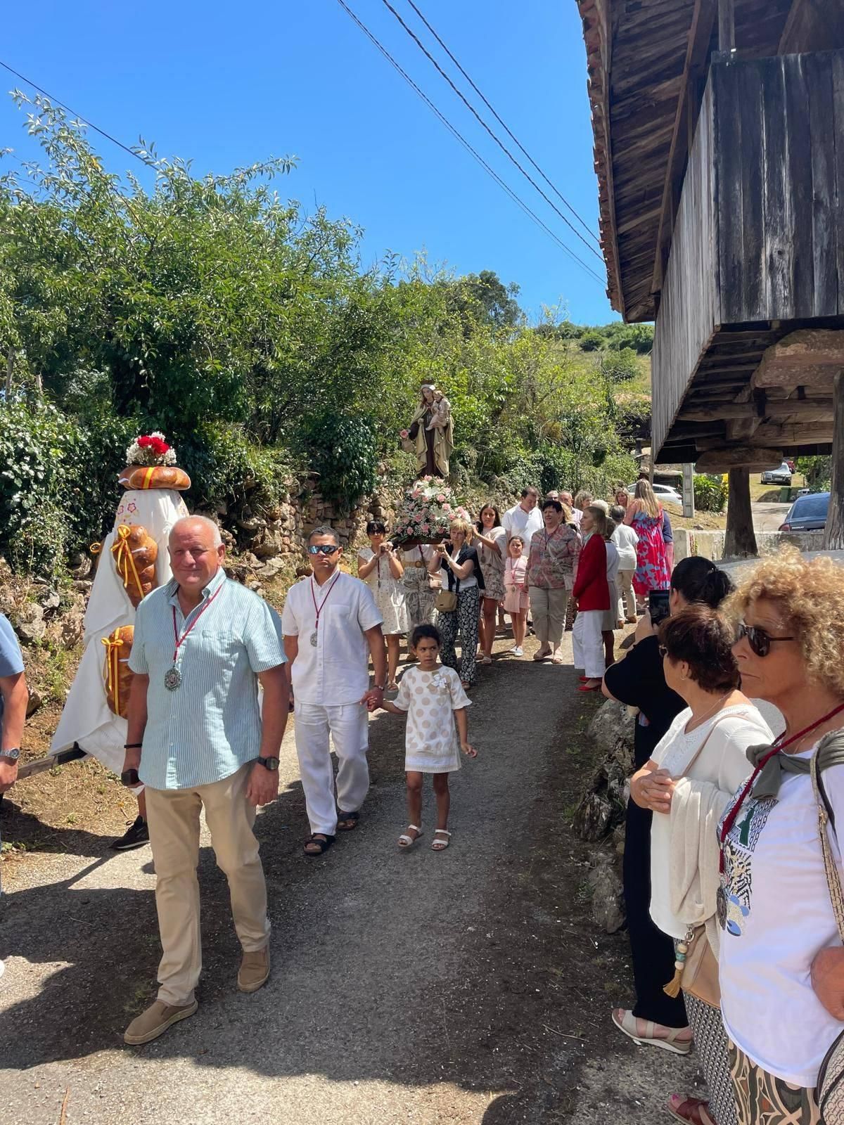 Procesión fiesta del Carmen en San Esteban.