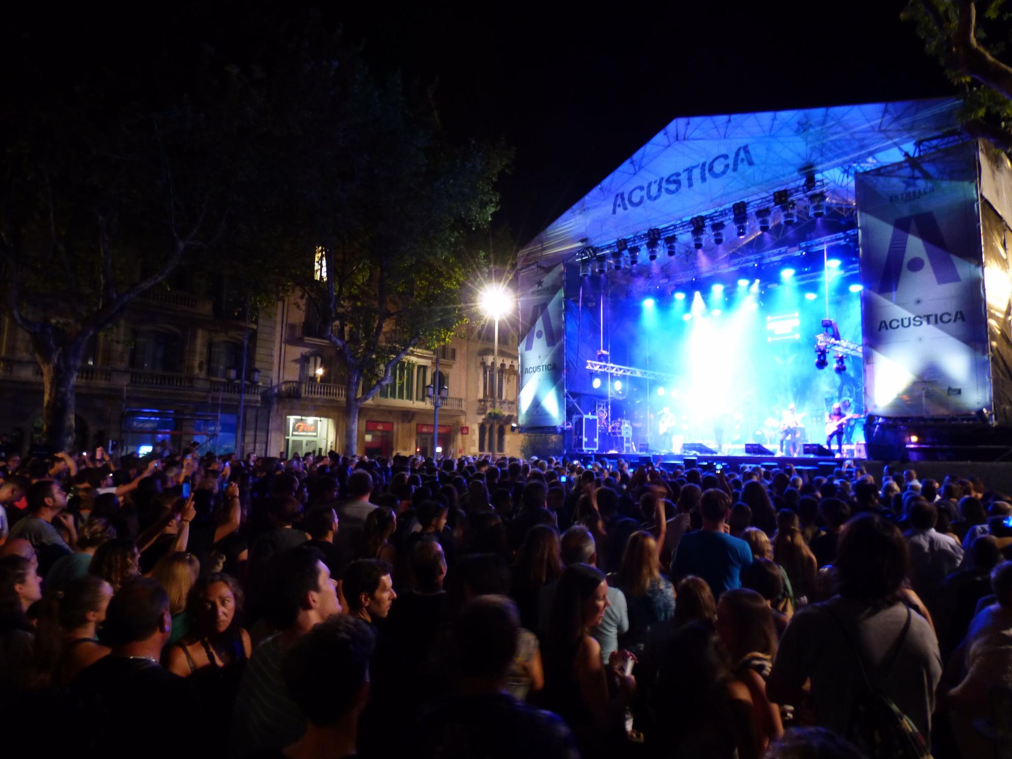 Diversitat musical en els concerts simultanis de la segona nit de l'Acústica