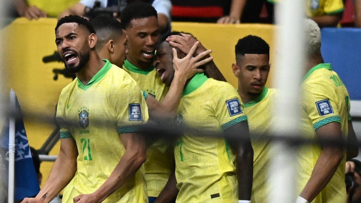 2-1. Vinícius Júnior tumba a Colombia en el último suspiro
