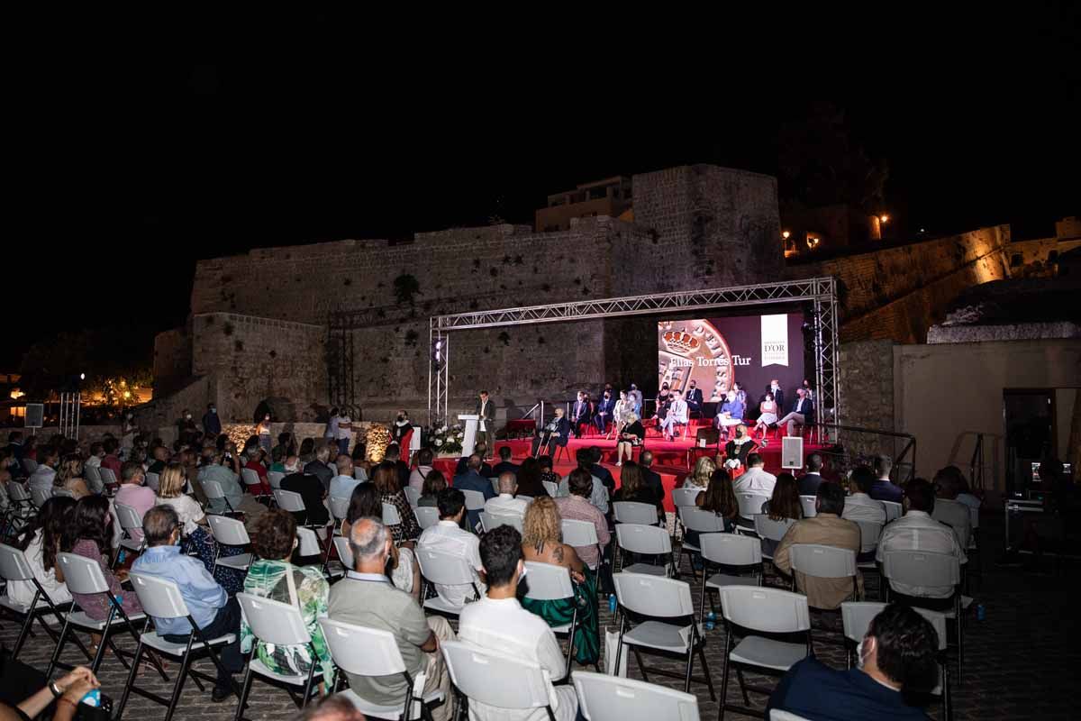 Homenaje a tres personas que ayudaron a mejorar Ibiza