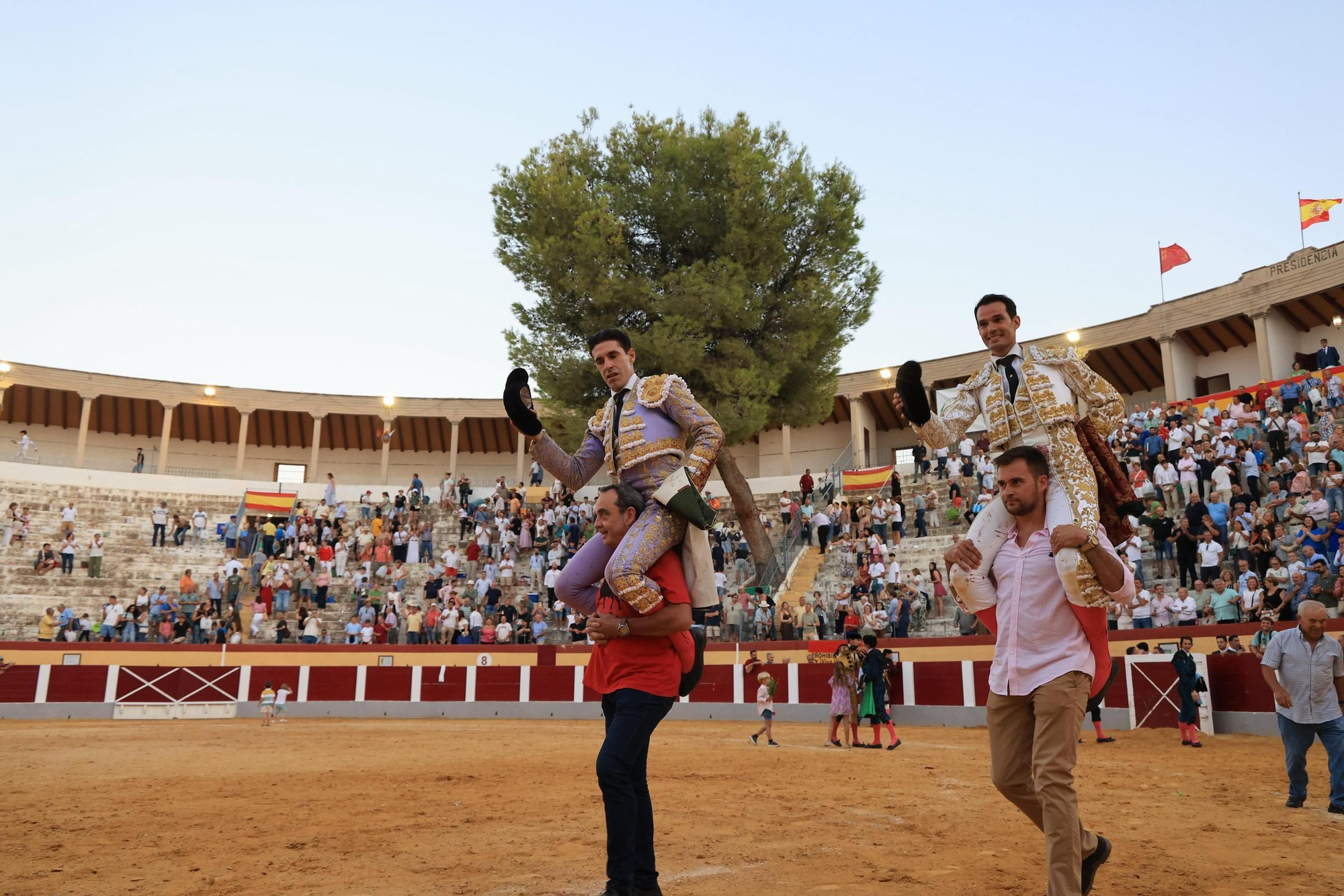 Corrida de toros en Cehegín (Miguel Ángel Perera, Alejandro Talavante y Antonio Puerta)