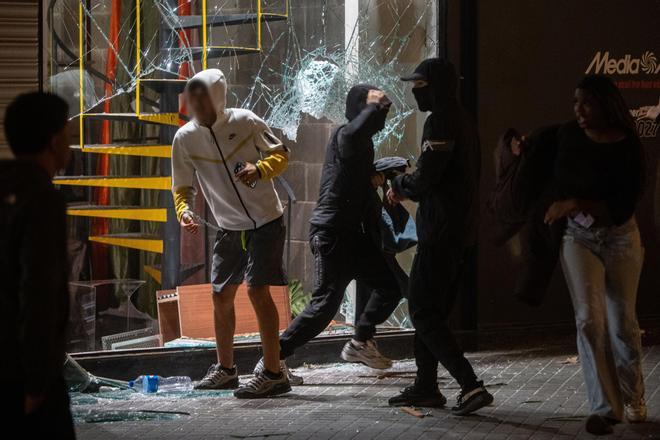 Disturbios en Barcelona, miedo y oportunismo político