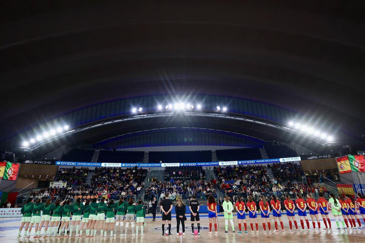 La selección española femenina sub-23 de fútbol sala, en Oviedo La selección española femenina sub-23 de fútbol sala, en Oviedo