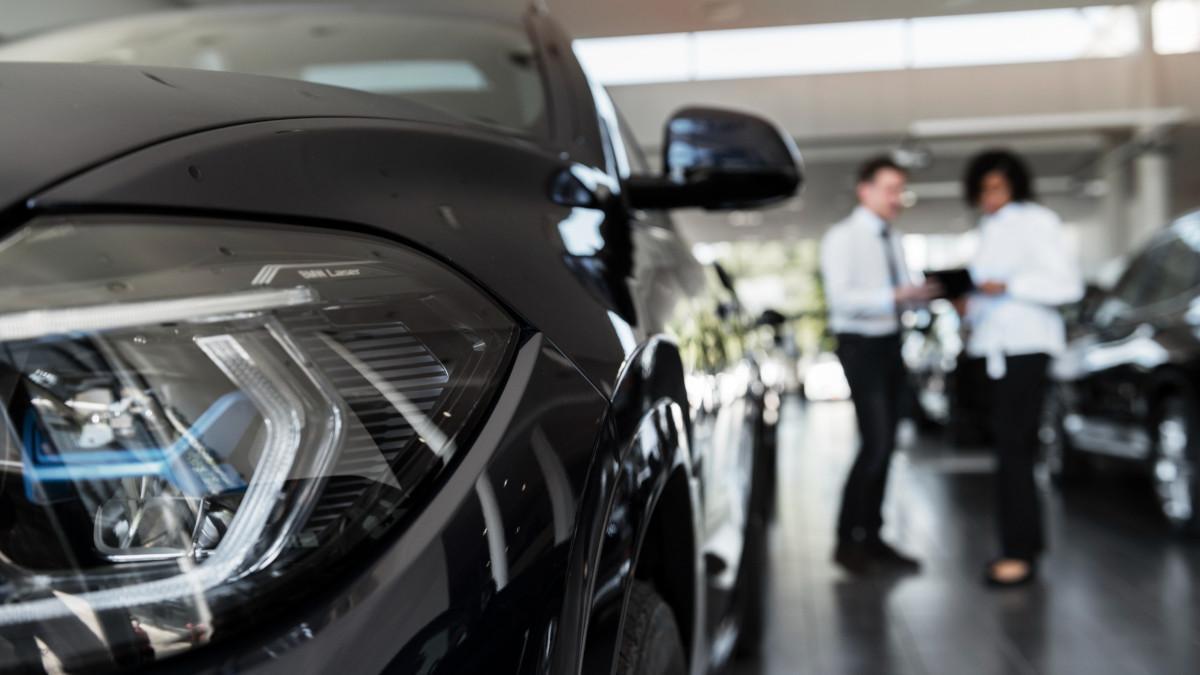 Las ventas de vehículos eléctricos en mayo baten un récord histórico con 23.558 unidades vendidas