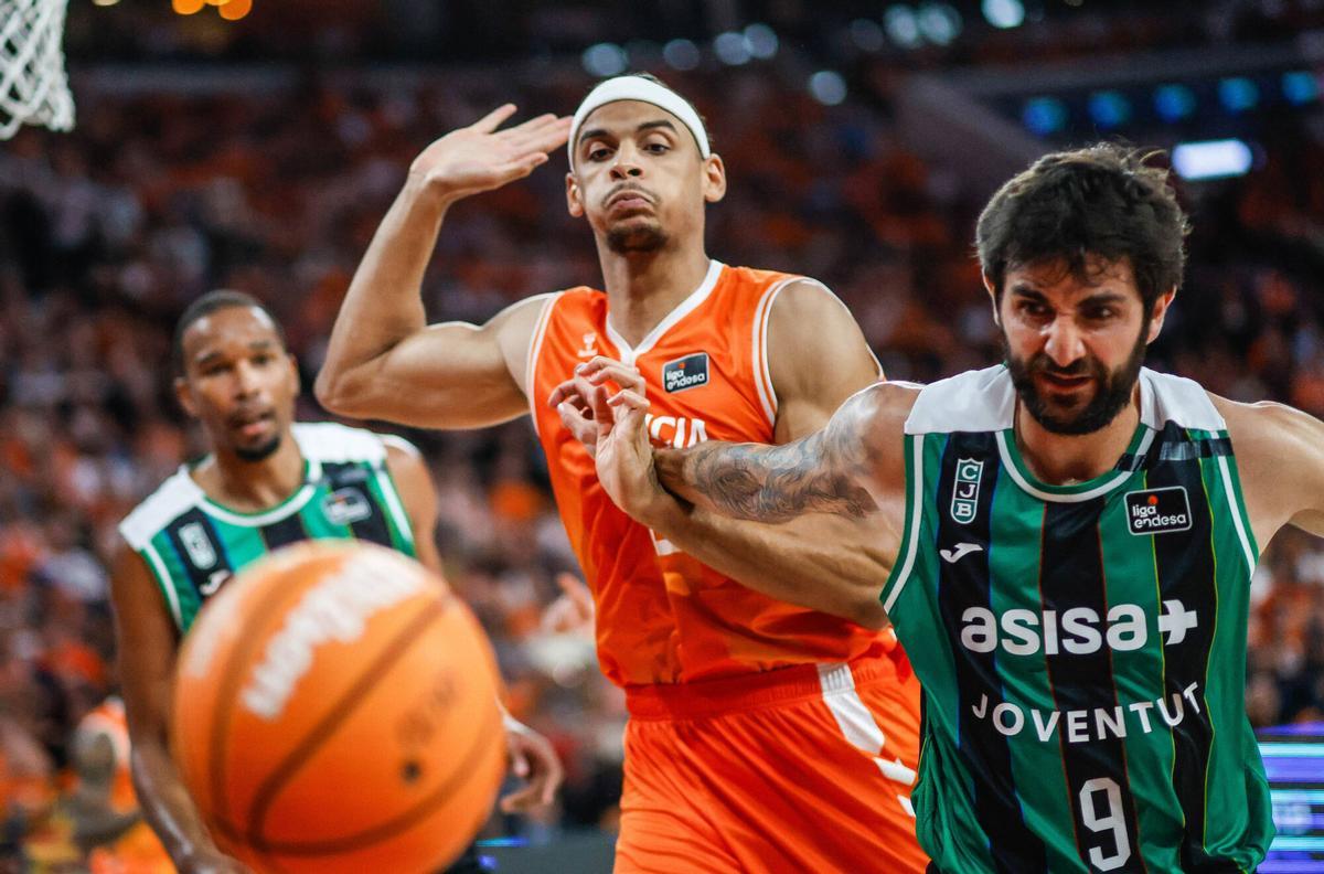 Valencia VLC SPD Baloncesto segundo partido de la semifinal de los play off de la liga Endesa entre el Valencia Basket y el Asisa Joventut de Badalona