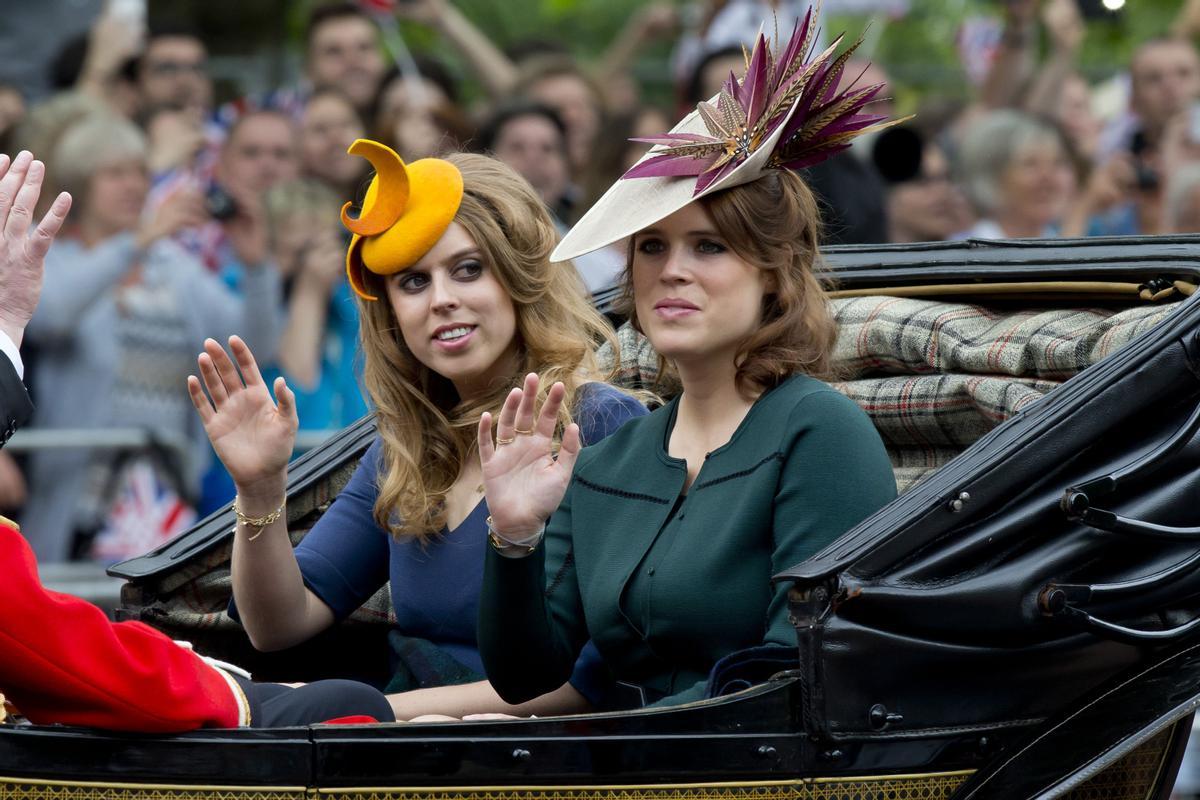 Parte de la Familia Real Británica durante el Trooping the Colour