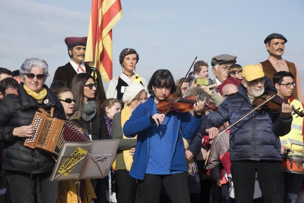 Trobada de colles geganteres a Lledoners