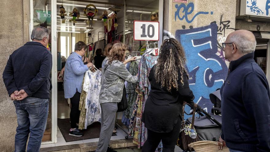 Estos son los comercios que permanecerán abiertos el Día de Baleares