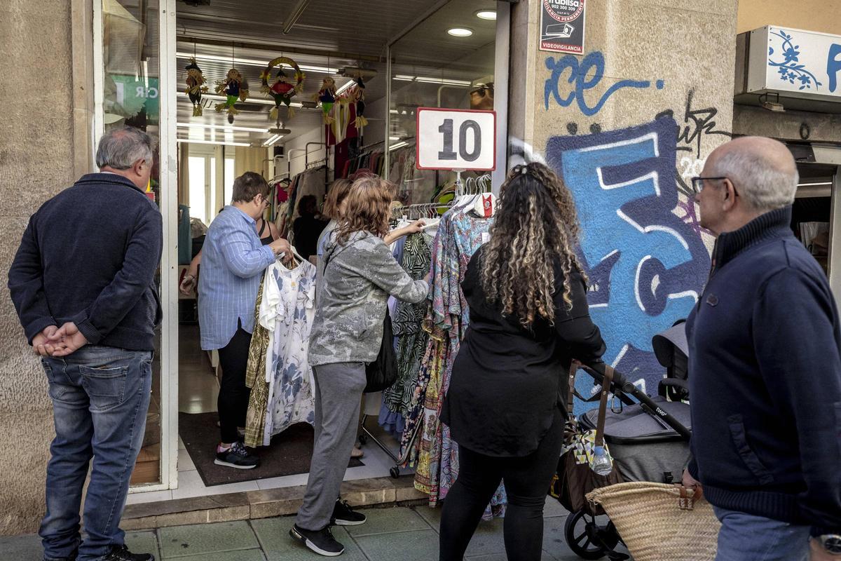 Las  retribuciones más bajas aparecen en el sector del turismo y el comercio