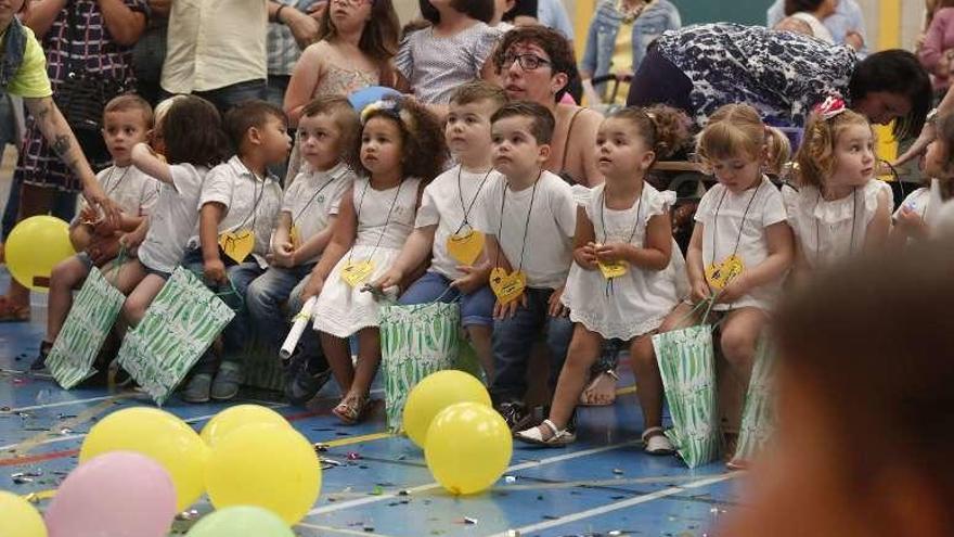 Los más pequeños del colegio El Quirinal disfrutaron en su fiesta de graduación