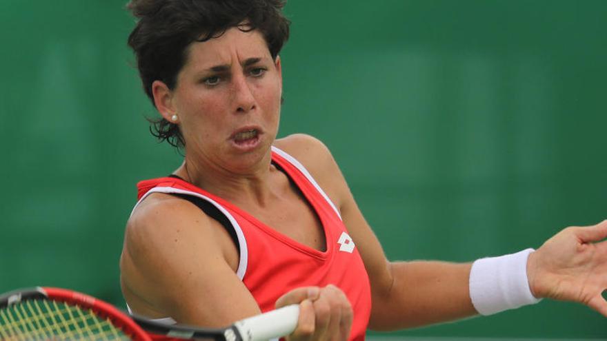 Carla Suárez en una acción del partido ante Konjuh.